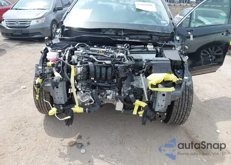 2025 Toyota Corolla Cross Xle из США, поврежденный, VIN 7MUDAAAG1SV140046